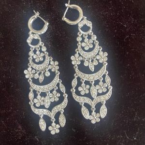 Chandelier earrings